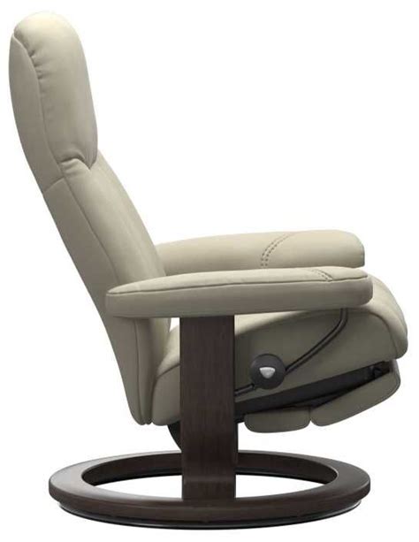 Stressless® By Ekornes® Consul Medium Classic Base Recliner With Power