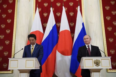 Berikut akan kita bahas tentang bacaan khutbah jumat kedua singkat. Vladimir Putin dan Shinzo Abe Siap Bertemu Bahas ...