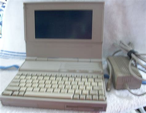 Used Vintage Compaq Lte286 Series 2690a Laptop Computer Circa 1989