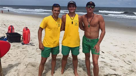 Lifeguards Out For Run Rescue 10 Year Old Girl From Rip Current In