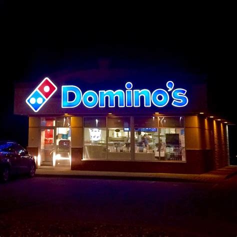 Dominos Pizza Grand Forks 2705 S Washington Fotos Número De