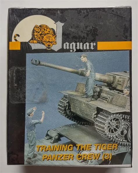 135 Wwii German Soldiers Resin Figure Model Kit Training Tiger Panzer