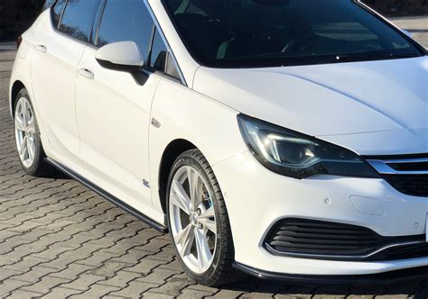 Pierwsze oficjalne informacje na temat szóstej generacji opla astry pojawiły się w lipcu 2019 roku. SIDE SKIRTS DIFFUSERS OPEL ASTRA K OPC-LINE Textured ...