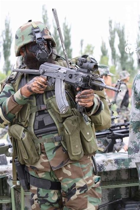 Pakistan Army Special Service Group Ssg Commando Armed With His Type