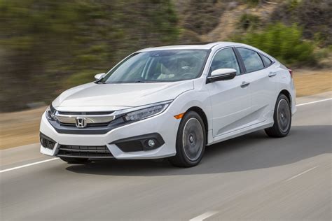 Honda Civic Sedan цены отзывы характеристики Civic Sedan от Honda