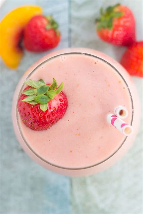 Strawberry Peach Smoothie With Yogurt Pumpkin N Spice