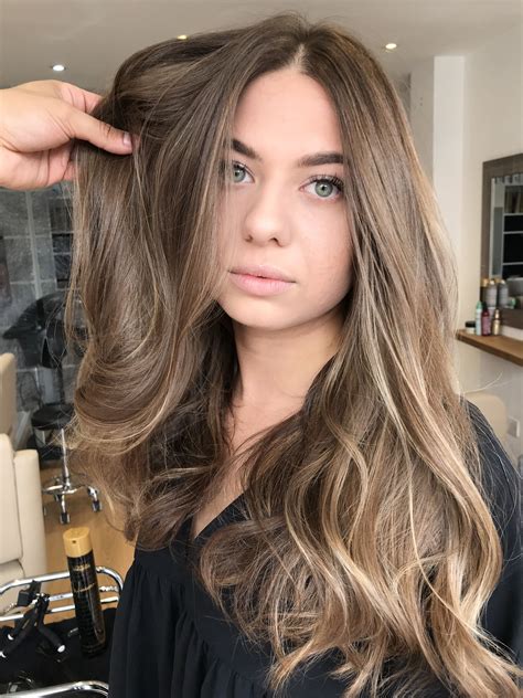 Brunette Balayage By Alisson Costa Look Natural And Modern Light