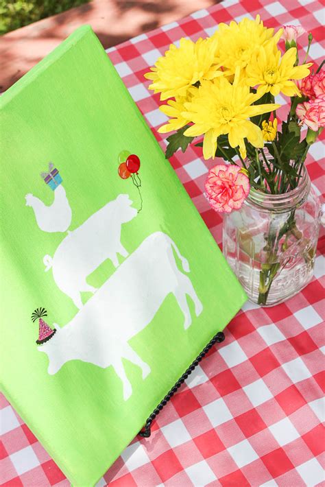 15% off with code dreamdetails. Simple, Affordable and Easy Farm Birthday Party Ideas