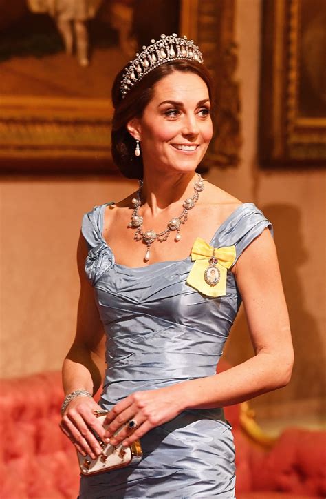 Kate Middleton Wears Princess Dianas Iconic Tiara Vogue France