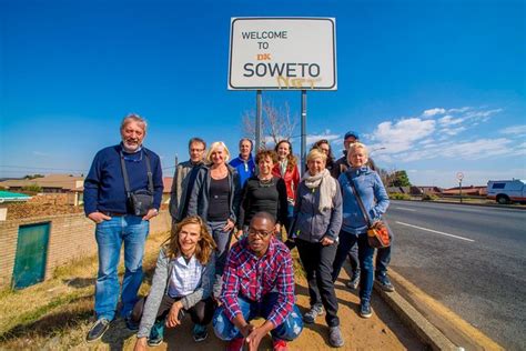 Full Day Soweto Apartheid Museum And Lunch Tour La Vacanza Travel