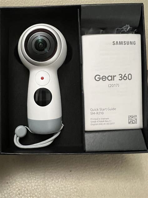 Samsung Sm R210 Gear 360 2017 Camera White Dual Lens Spherical Vr 4k Pre Owned Ebay