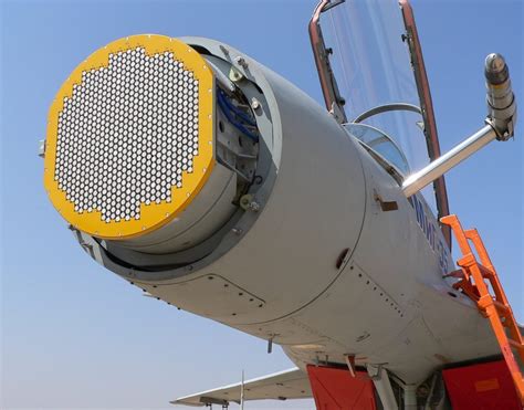Raytheon Secures First International Customer For Its F 16 Racr Aesa
