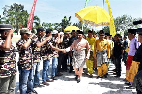 Gubernur Ajak Masyarakat Mengenang Tengku Amir Hamzah Media Sumutku