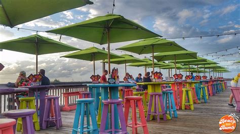The Top 10 Bars You’ll Find In Key West Beach Bar Bums