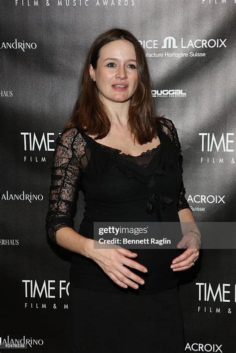 Actress Emily Mortimer Attends The 15th Annual Time For Peace Film And News Photo Getty Images