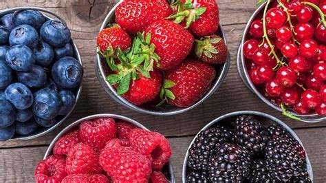 9 Amazing Health Benefits Of Berries Diet And Nutrition Center