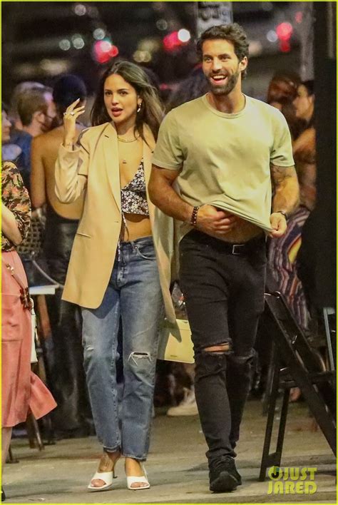 Eiza Gonzalezs Boyfriend Paul Rabil Flashes His Hot Bod During Night Out Photo 4590929
