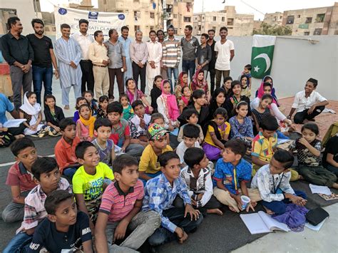 karachi s gujarati speaking youth strive to revive jinnah s language arab news pk