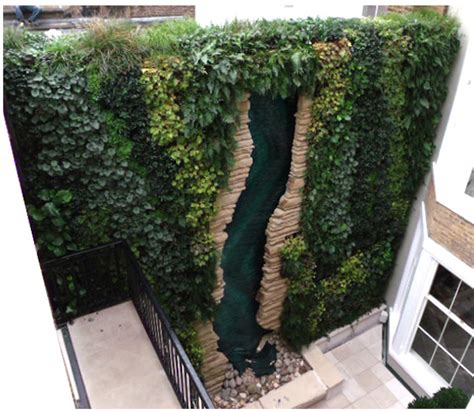 16 Space Saving Vertical Garden Ideas Diy And Decor Selections