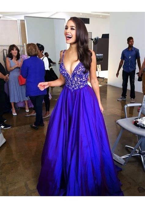 Olivia Culpo Royal Blue V Neck Formal Evening Prom Gown Celebrity Dress