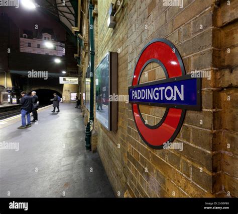 London Paddington London Underground District Line Platform Showing