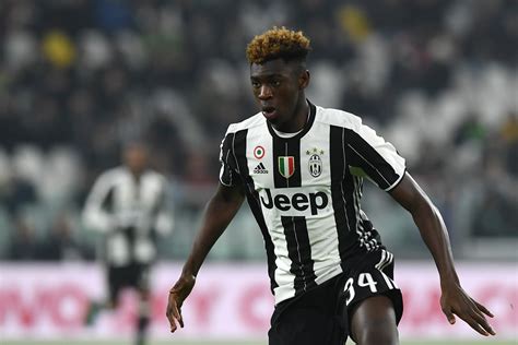 How moises works in 3 easy steps. Who is Moise Kean, Juventus's 16-Year-Old Champions League ...