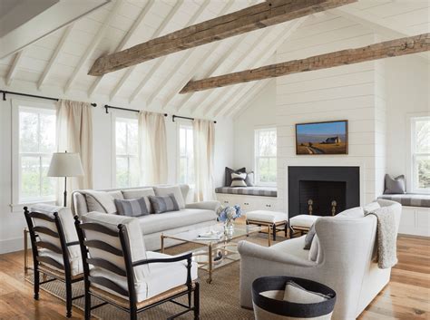 14 Farmhouse Style Living Room Tips