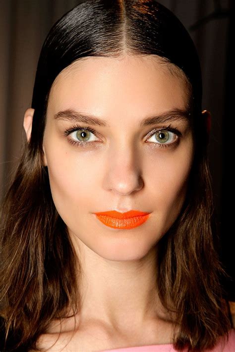 Tendencias Belleza Labios Naranja Anaranjados Classy Trends Vogue