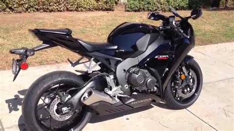 Honda electronic steering damper (hesd). 2014 Honda CBR1000RR Black - YouTube