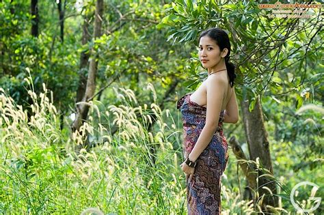 Iis Faradina Fully Naked With Big Breasts Indonesian Girl Page Baobua Net