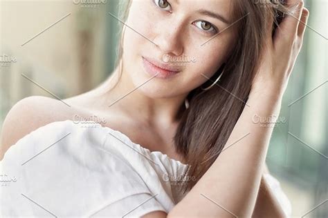 Beautiful Young Half Asian Girl High Quality People Images ~ Creative