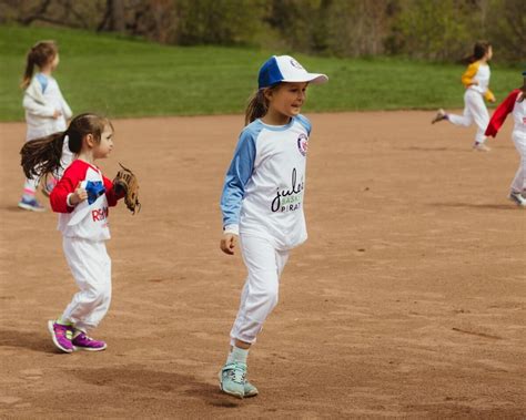 Ontarios First All Girls Baseball League A Hit With Jewish Youngsters