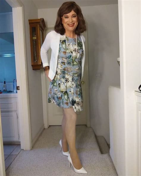 Pin By Miss Mary On Crossdress Fashion My Style Looking For Women