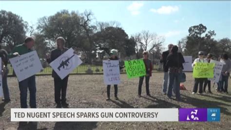 Ted Nugents Gun Rights Speech Draws Protesters In Waco