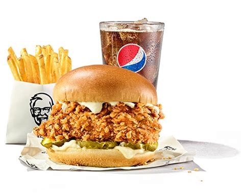 Kfc confirmed the return of the double down on twitter today when it said: KFC Famous Chicken Chicken Sandwich 2020 Canada: Price ...