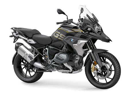 The 2020 bmw r 1250 gs is an adventure touring motorcycle with comfortable ergonomics and strong power. BMW R 1250 GS, tutte le novità, prezzi e date di consegna - RoadBook