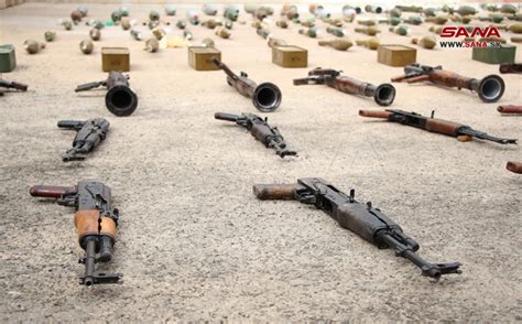 ضبط أسلحة وذخائر في مقرات تنظيم داعش الإرهابي بمدينة جاسم بريف درعا