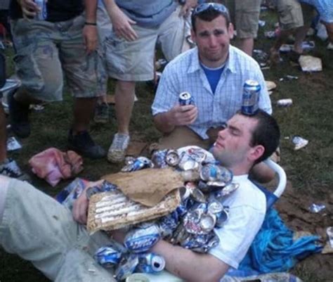 Insane Photographs Of Incredibly Drunk People In Public Page 9 Of 16
