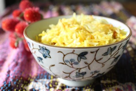 Our yellow rice recipe is an easy side dish that's lightly seasoned with garlic, onion, and turmeric. Moroccan chicken and Persian rice - Chef Zissie Recipes