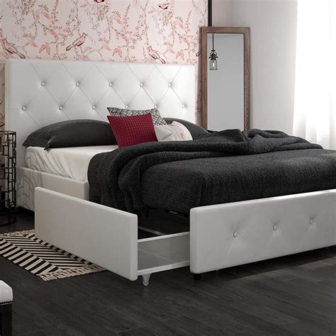 The bed is made from a strong wooden frame, capable of supporting up to 400 pounds in weight. Best Queen Platform Beds With Storage And Headboard 2019