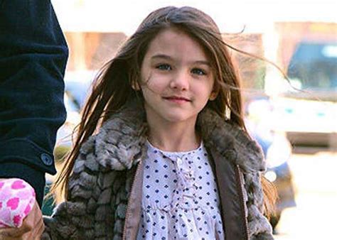 Katie holmes shared extremely rare photos of her daughter, suri cruise, to celebrate her 15th birthday and all we now readingkatie holmes shares extremely rare photos of her daughter, suri, on ig. Suri Cruise named world's most stylish child | Suri cruise ...