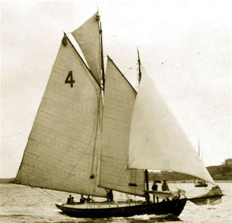 looking back the bermuda race s schooner era 1907 1932 newport bermuda race