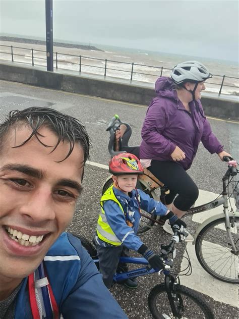 Sidmouth Salutes Super Toby Five Cheering Him Home After Nhs Cycle