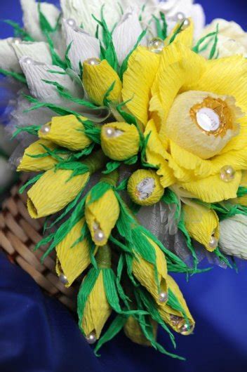 Наші предки в цей день ходили в березові гаї. Вітаємо Галину (Софія06) з Днем народження! 11 квітня ...