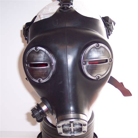 Apocalypse Fetish Gas Mask Type 4 Cw Smoke And Red Lenses Deep