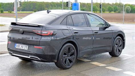 Vw Id4 Gtx High Performance Ev Spied For The First Time While Being