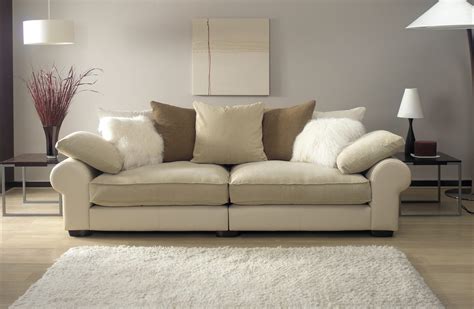 Cream Sofa In Modern Living Room With Rug Daylom And Vovo Upholstery