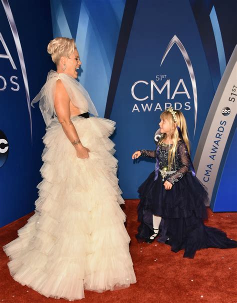 What Pink And Daughter Willow Sage Wore On Cma Awards Red Carpet