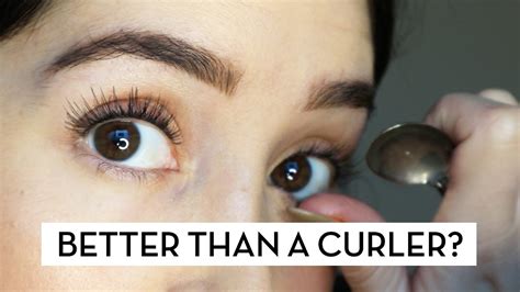 You Need To Start Curling Your Lashes With A Spoon Youtube