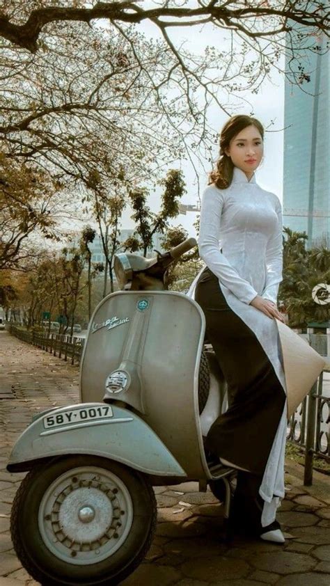 vietnamese long dress vespa girl scooter girl ao dai